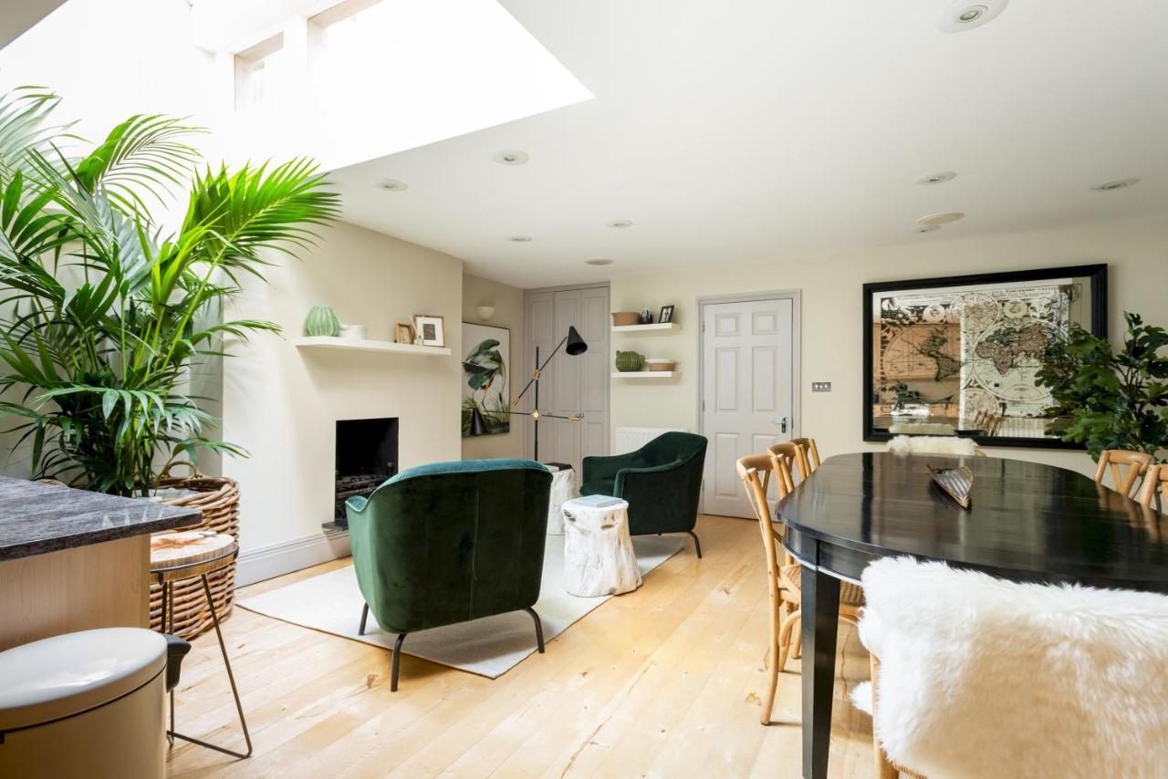 The Luxe Chelsea Townhouse *